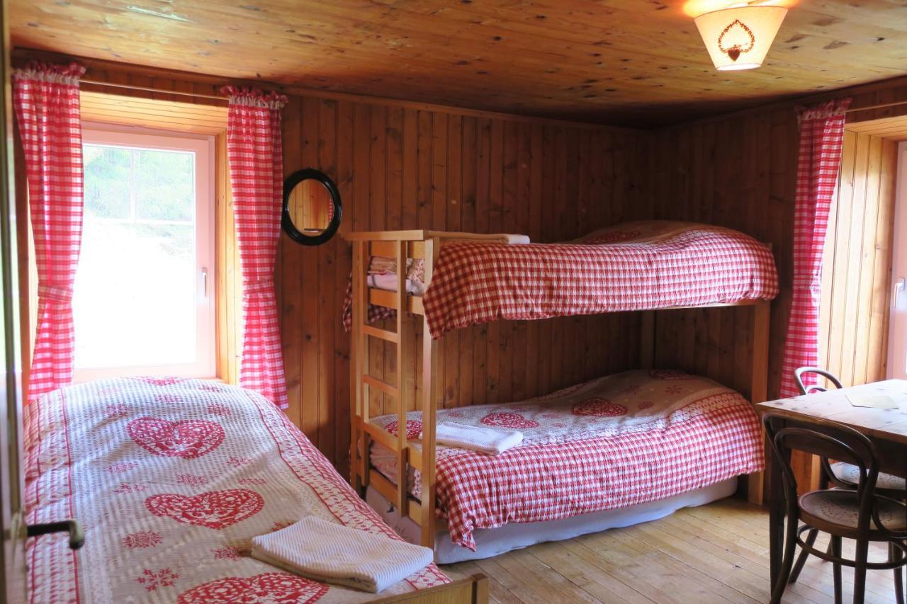 Edelweiss Mountain Guest House - 1 Hour Hike Up From Zermatt Station - On Hiking Trail - No Transport エクステリア 写真