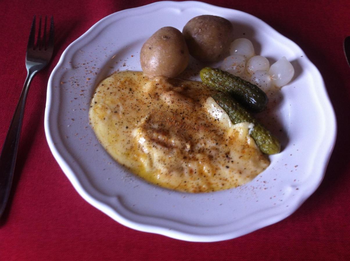 Edelweiss Mountain Guest House - 1 Hour Hike Up From Zermatt Station - On Hiking Trail - No Transport エクステリア 写真