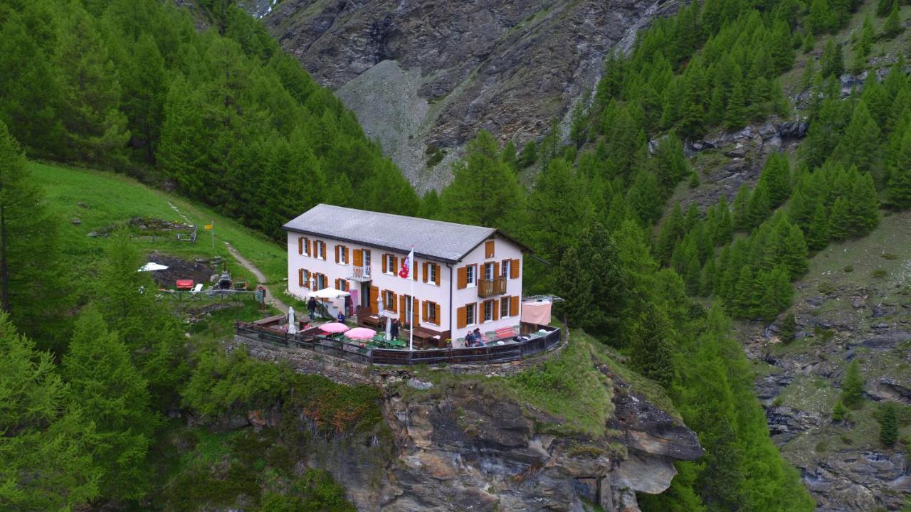 Edelweiss Mountain Guest House - 1 Hour Hike Up From Zermatt Station - On Hiking Trail - No Transport エクステリア 写真
