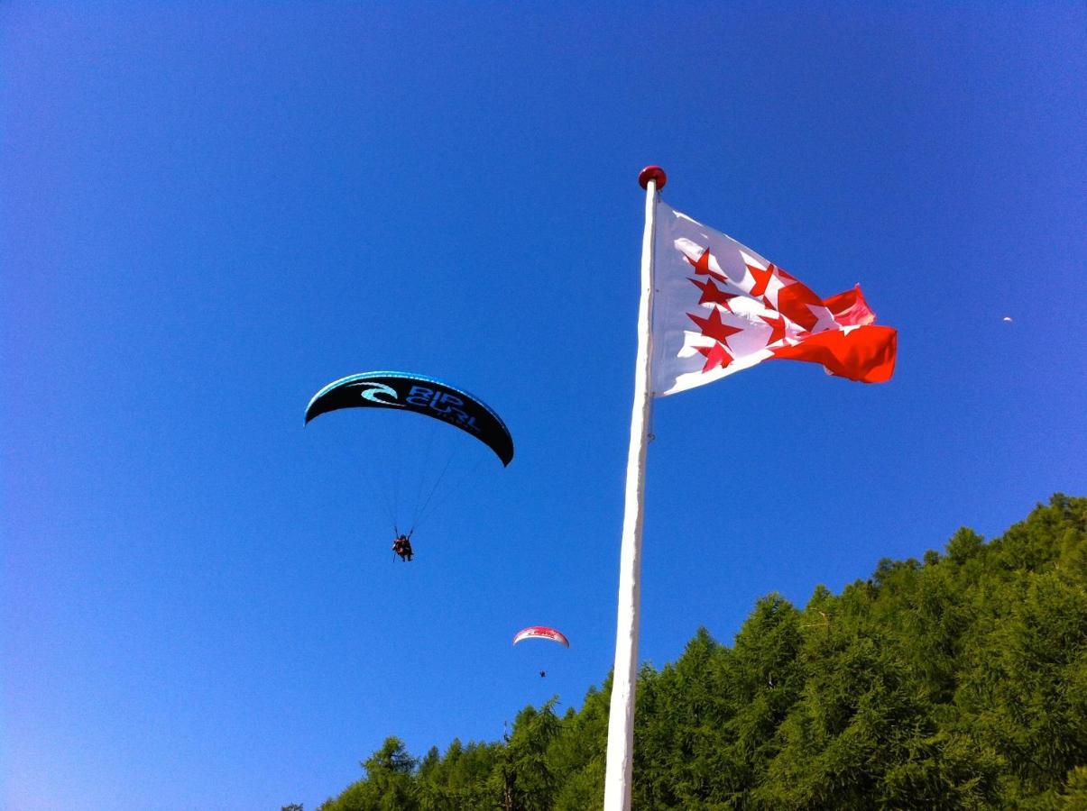 Edelweiss Mountain Guest House - 1 Hour Hike Up From Zermatt Station - On Hiking Trail - No Transport エクステリア 写真