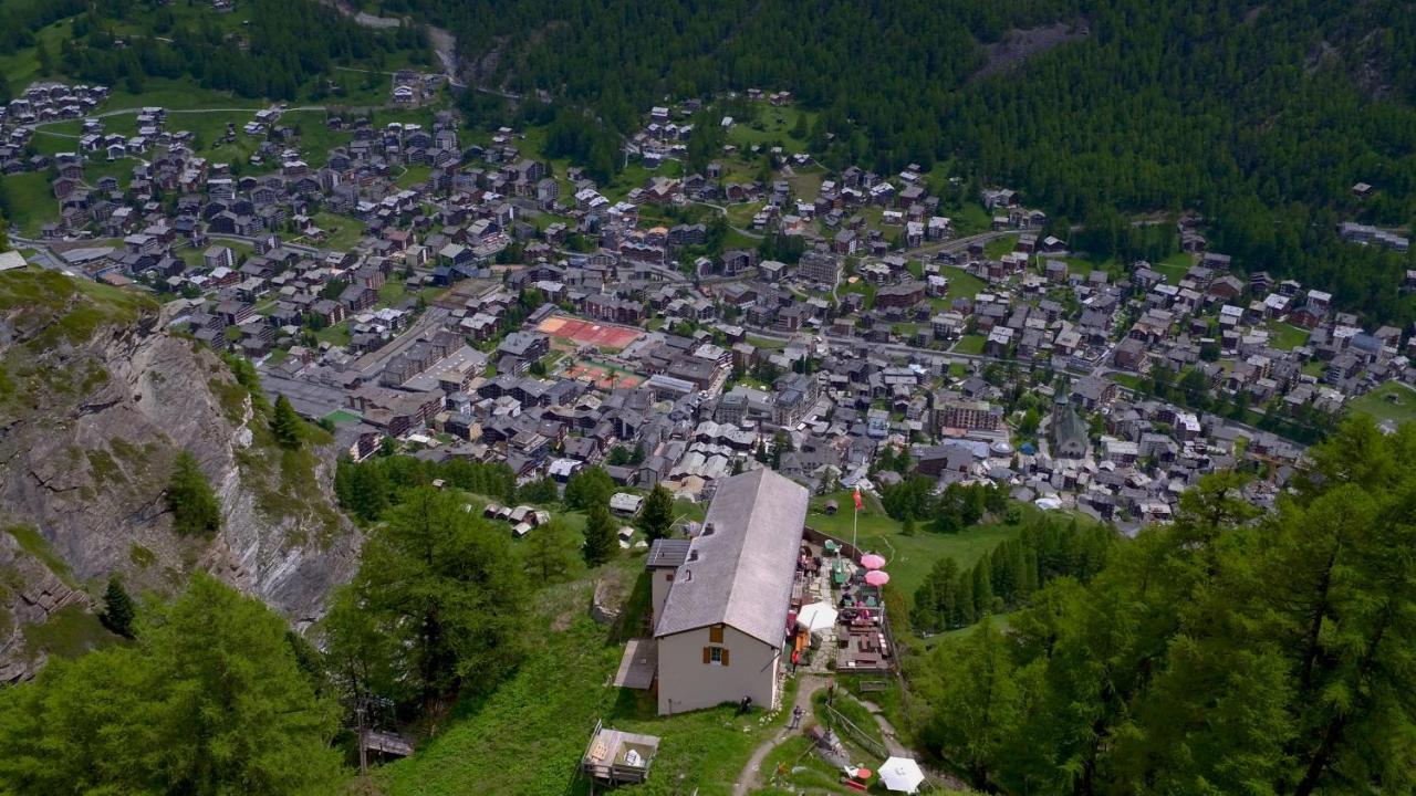 Edelweiss Mountain Guest House - 1 Hour Hike Up From Zermatt Station - On Hiking Trail - No Transport エクステリア 写真